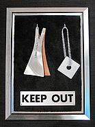 "Keep Out" 